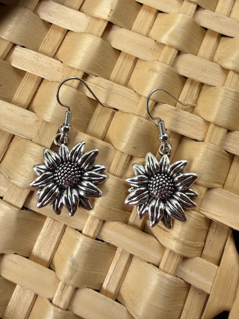 Silver Sunflower Dangle Earrings - Floral Women’s Jewelry
